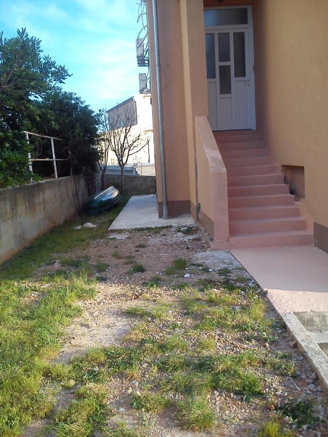 Apartman Atanasov Seline Bagian luar foto