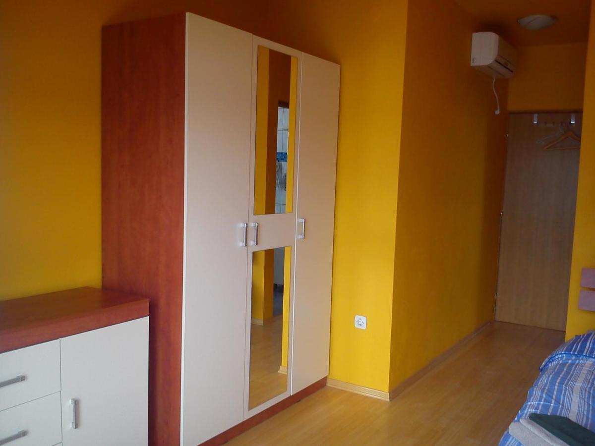 Apartman Atanasov Seline Bagian luar foto